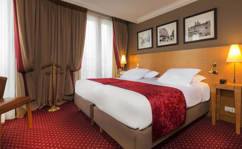 Royal Saint Michel Hotel Paris Room photo
